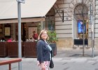 Lynne on the hunt for coffee and cake